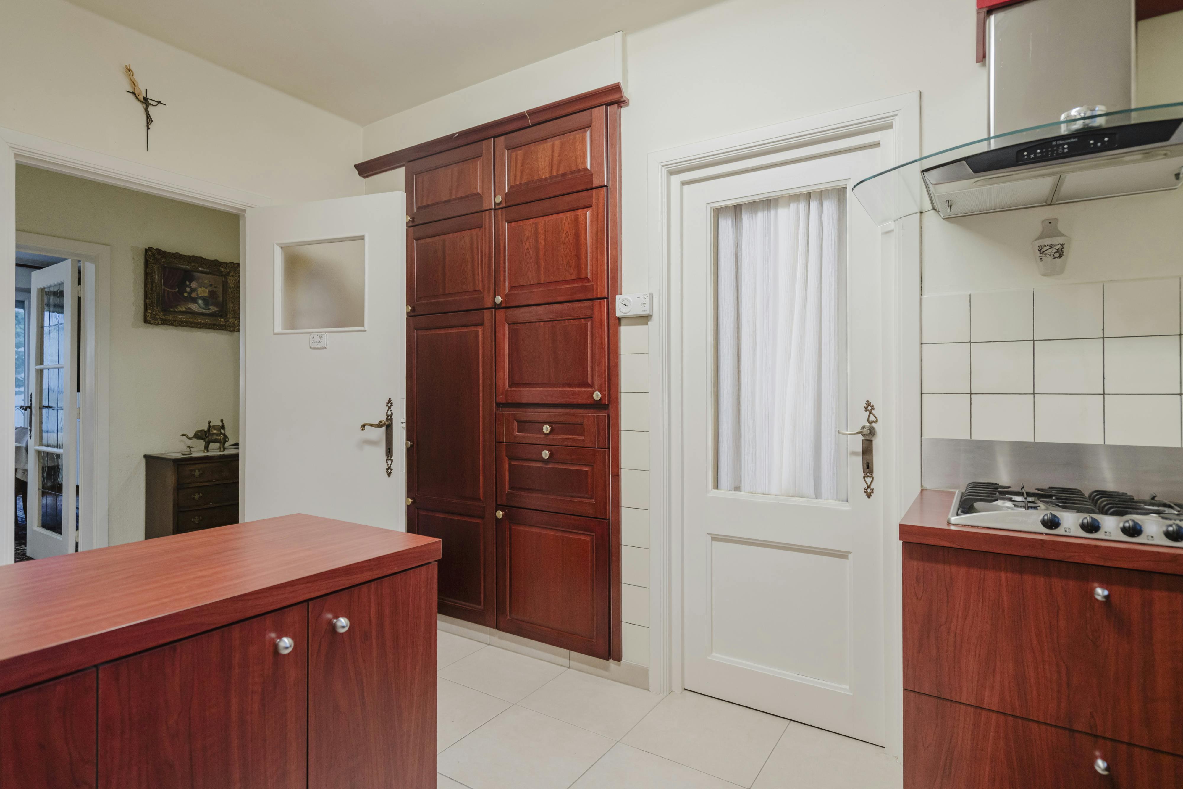 Ruim 3-slaapkamerappartement in centrum Kortrijk foto 11