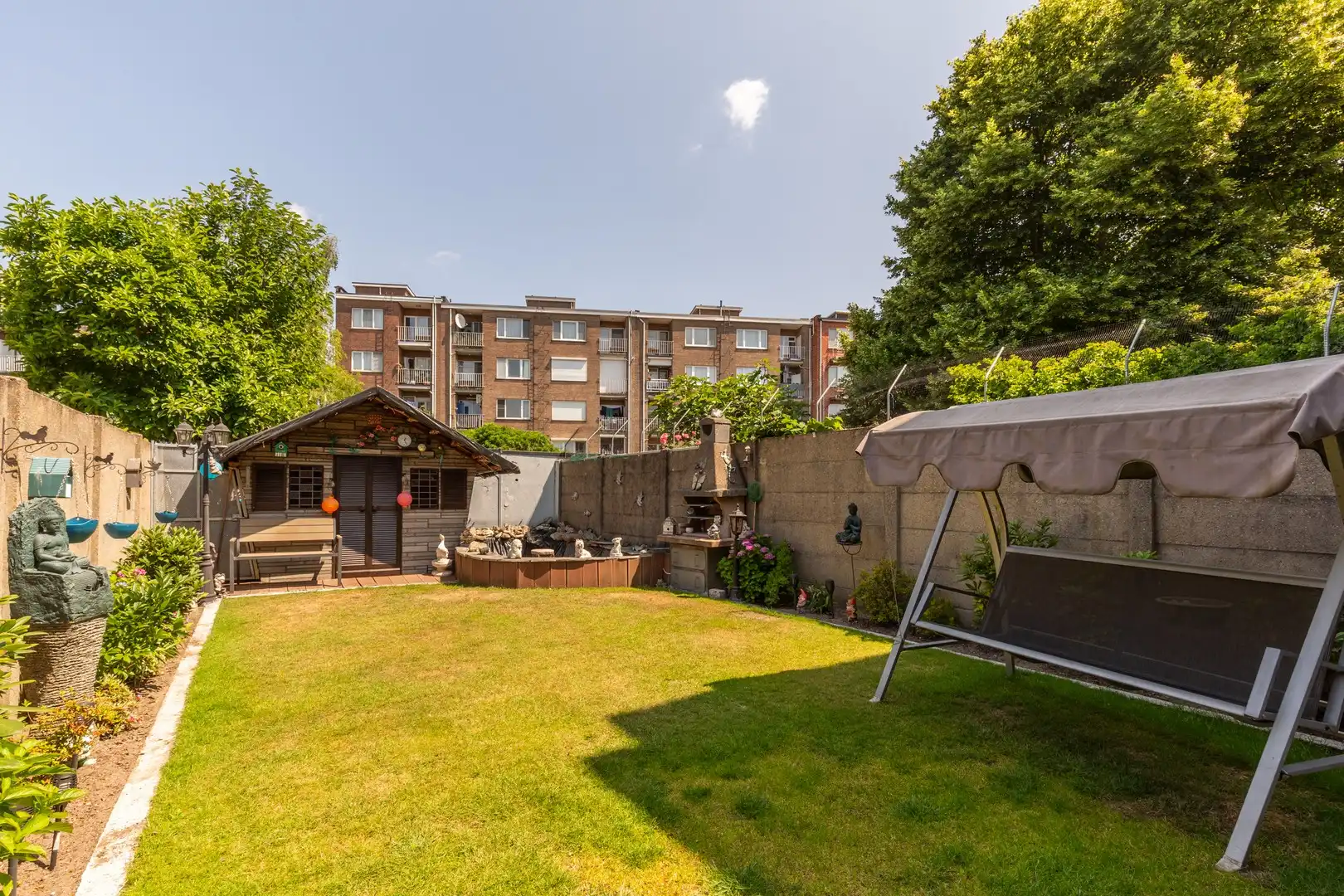 Zeer lichtrijke woning met unieke veranda foto 22