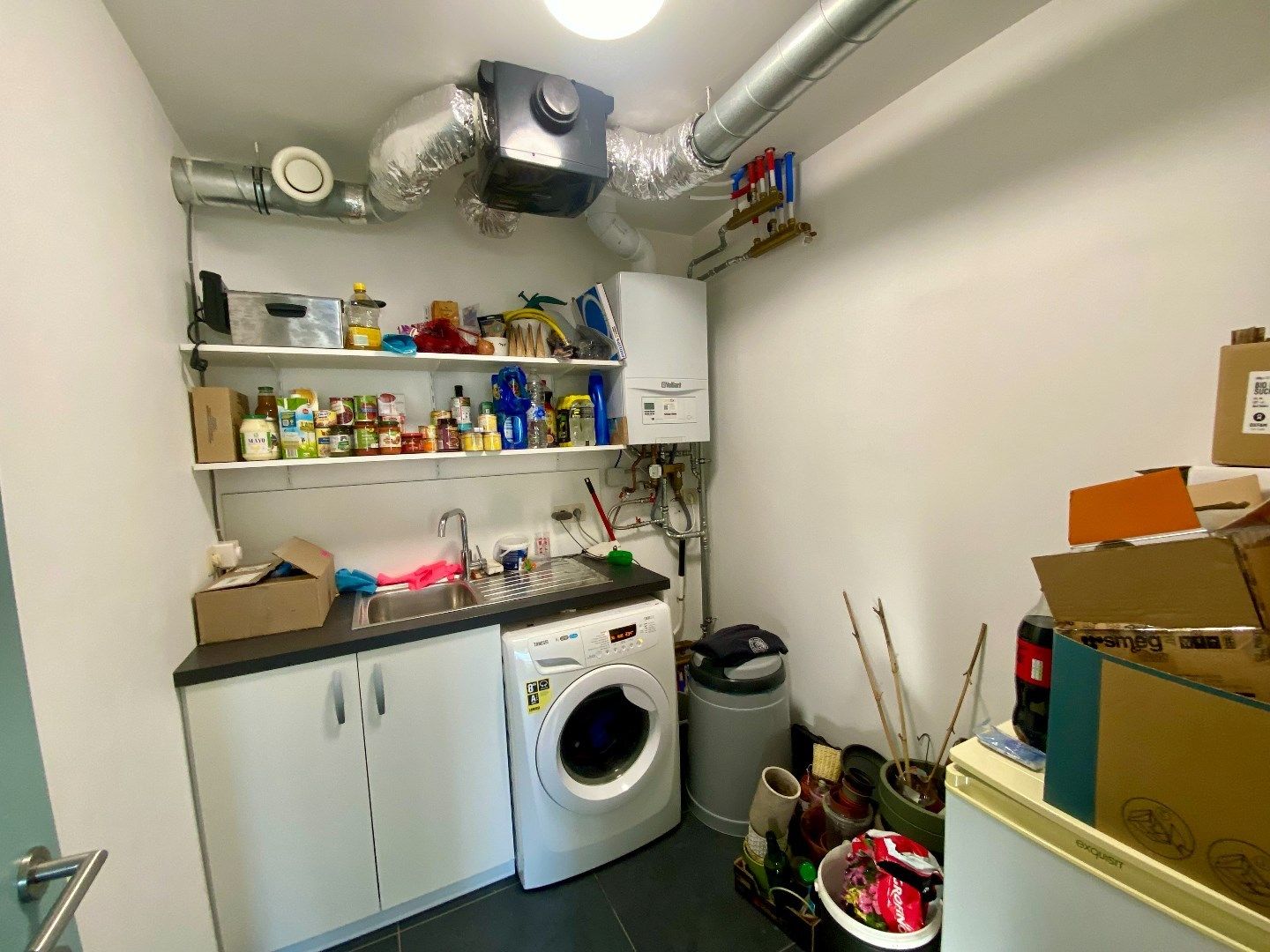 Hedendaagse bel-etagewoning met riante living en 3 slaapkamers foto 7
