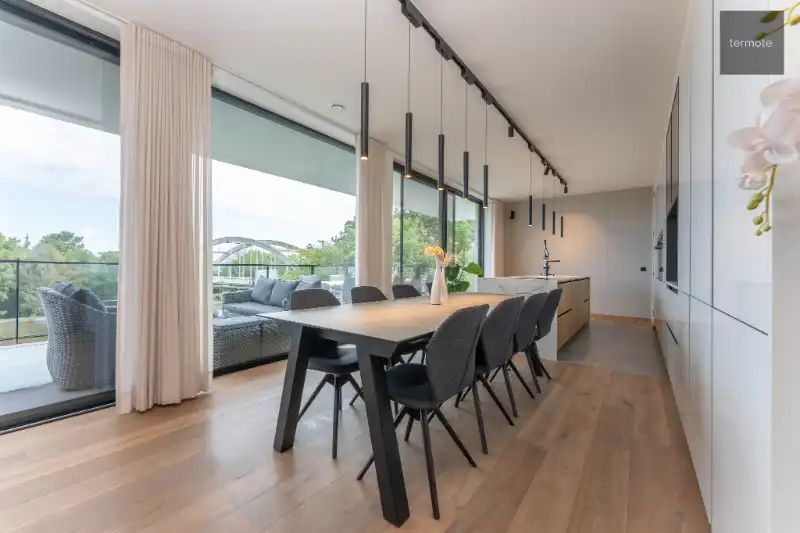 Penthouse foto 6