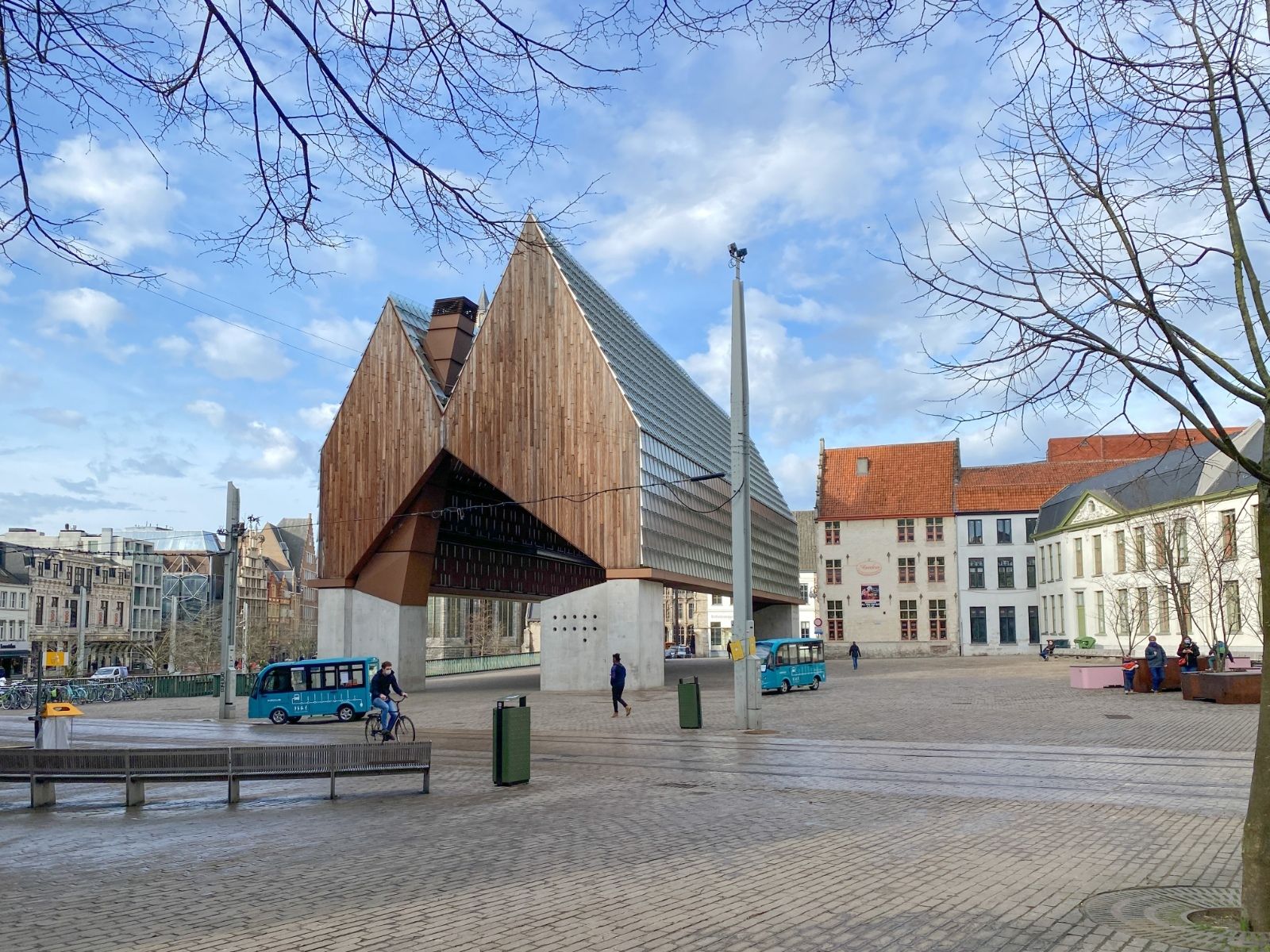 Tweeslaapkamer appartement in hartje Gent foto 31