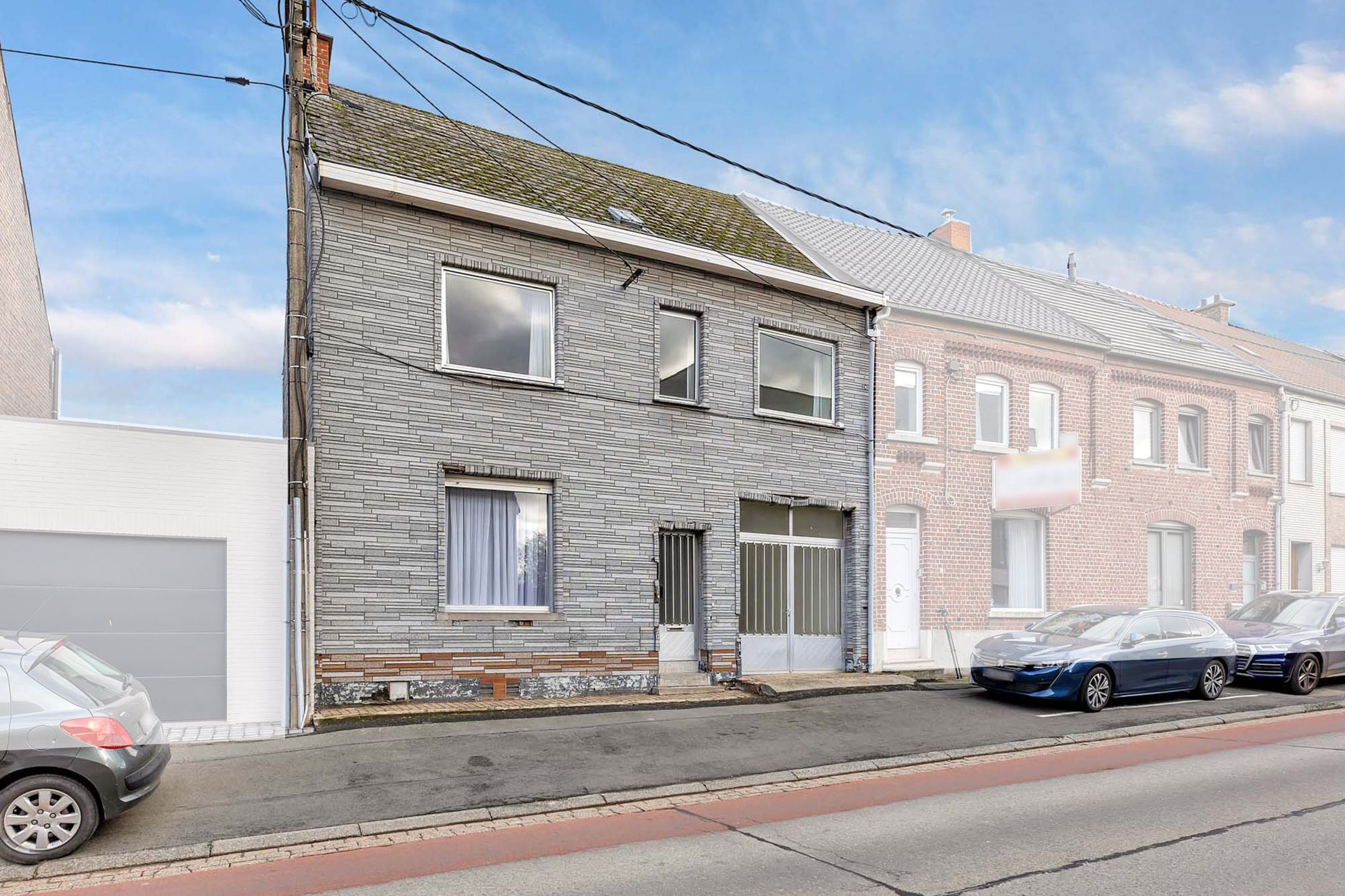 Te renoveren woning met garage en tuin foto 18