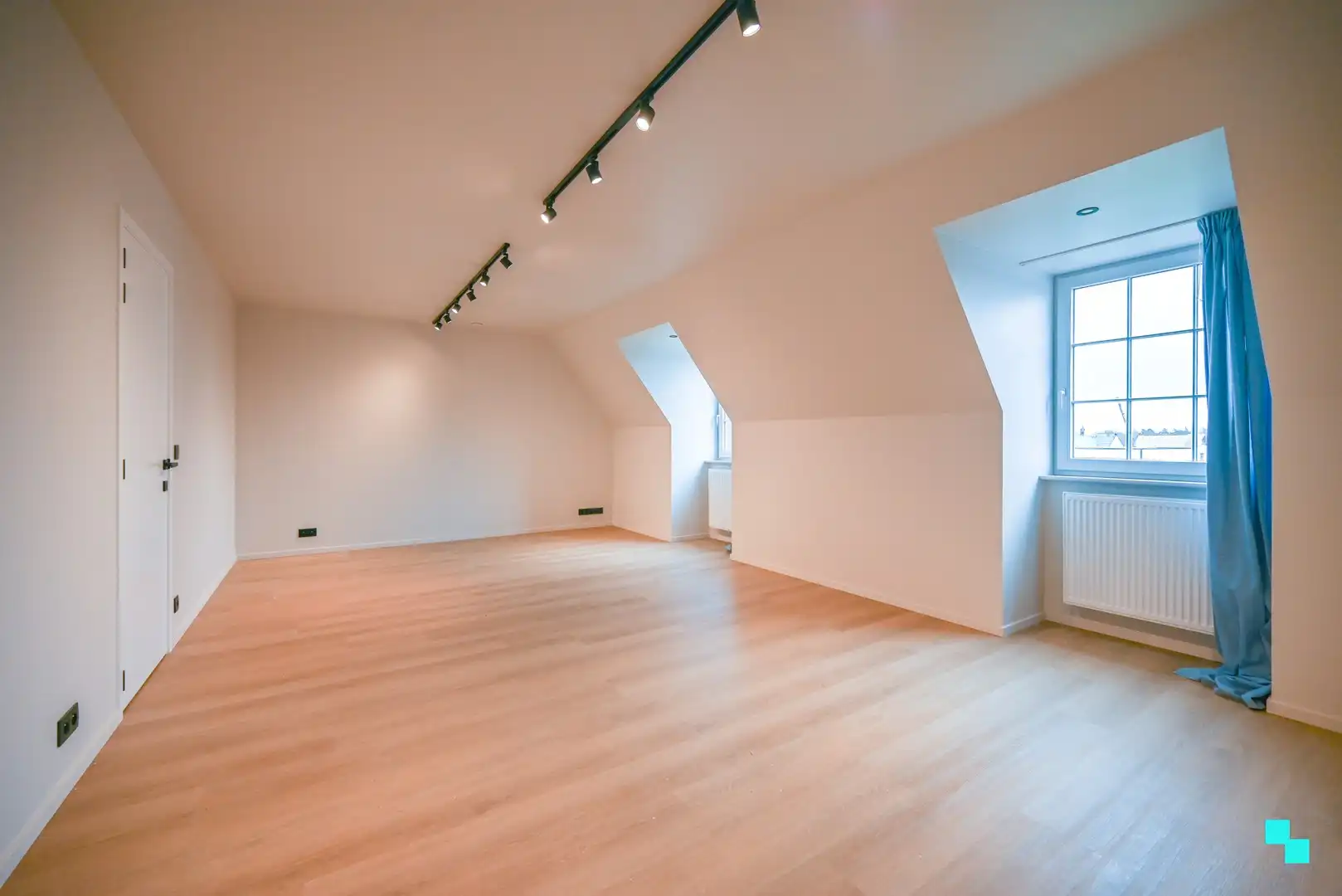 Unieke high-end woning in rustige buurt in Waregem foto 23