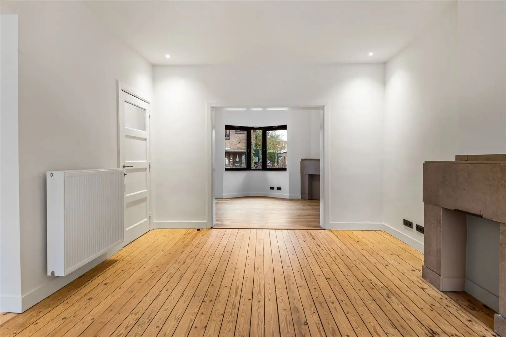 Totaal gerenoveerde woning met 4 à 5 slaapkamers in Ekerse dorpskern. foto 11