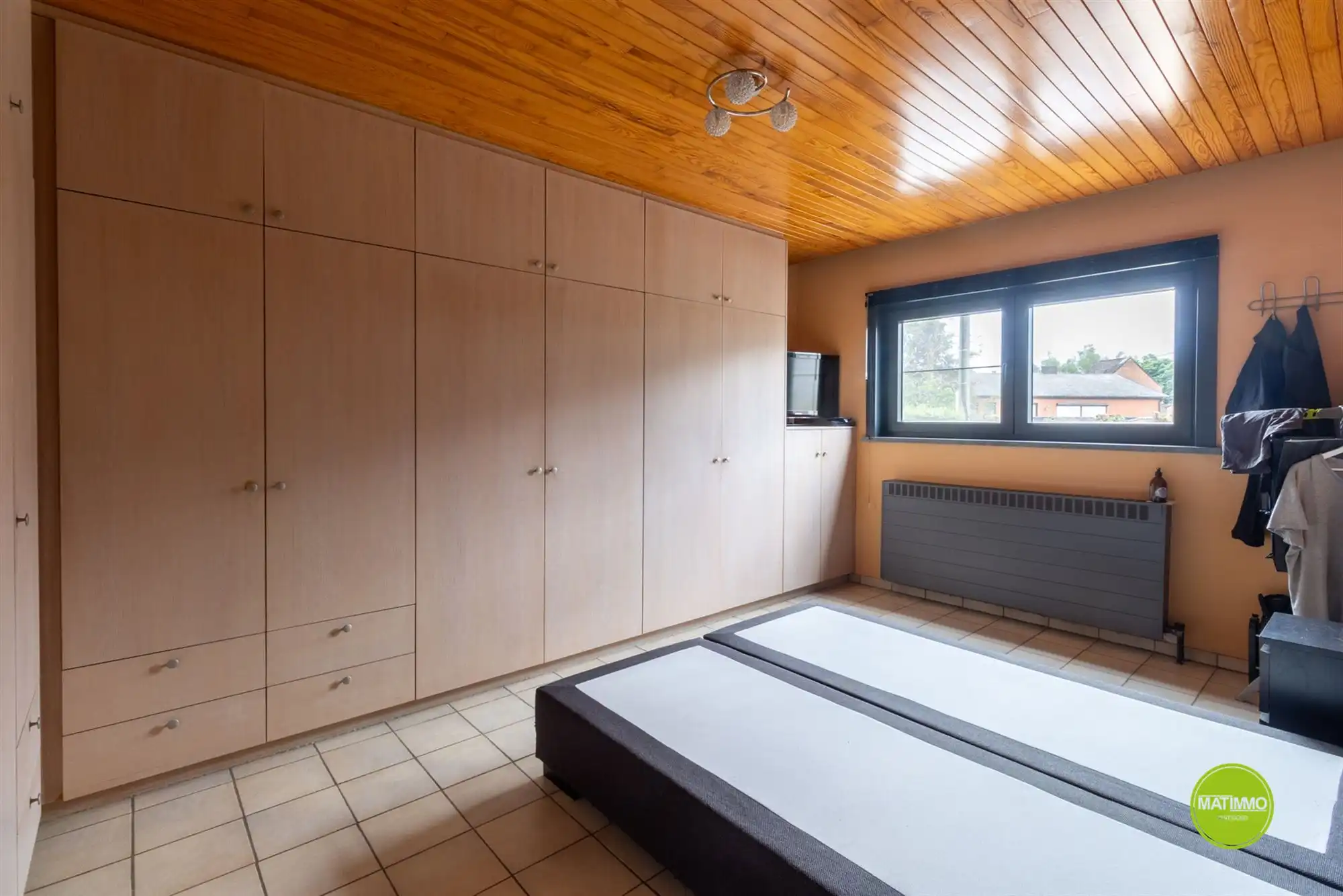Ruime open bebouwing op een prachtig perceel van 3.764 m² foto 15