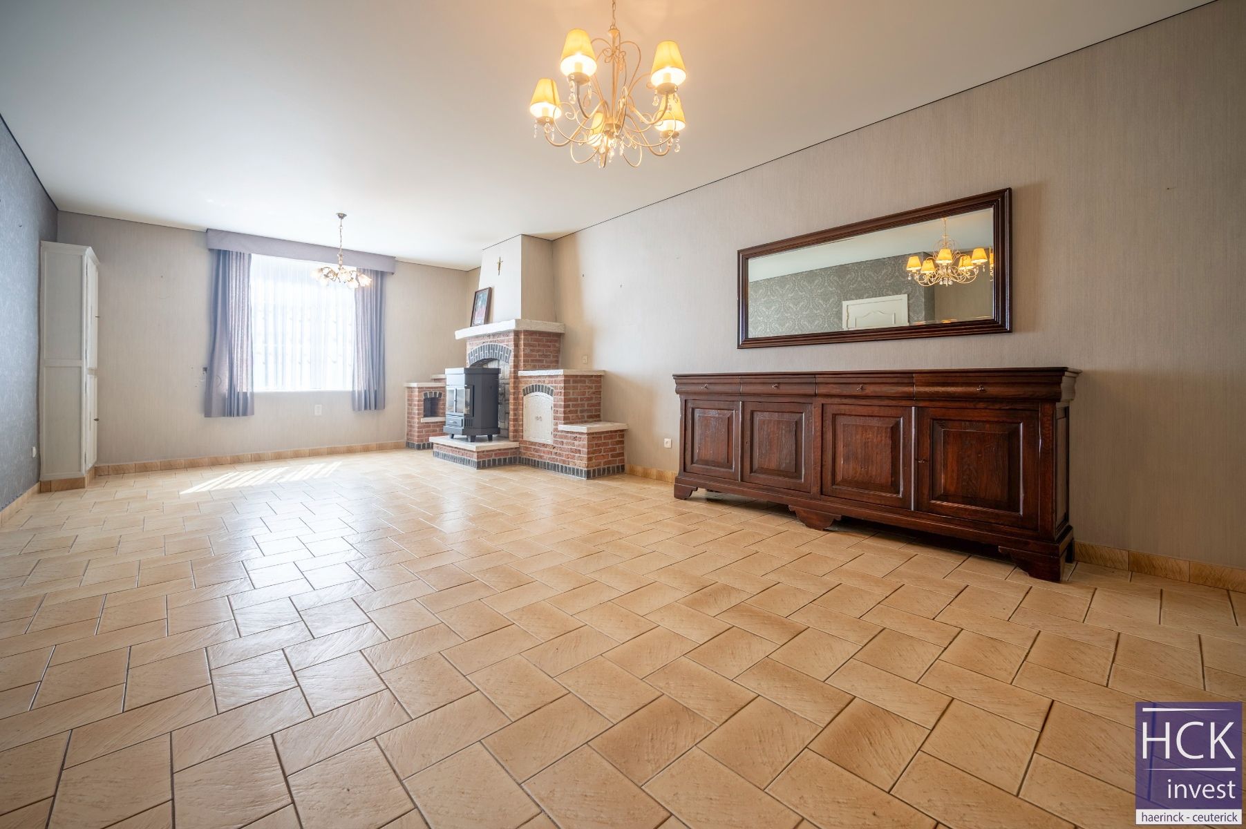 WINGENE - Kraaknette woning met 3 SLPK, inpandige garage én tuin foto 7
