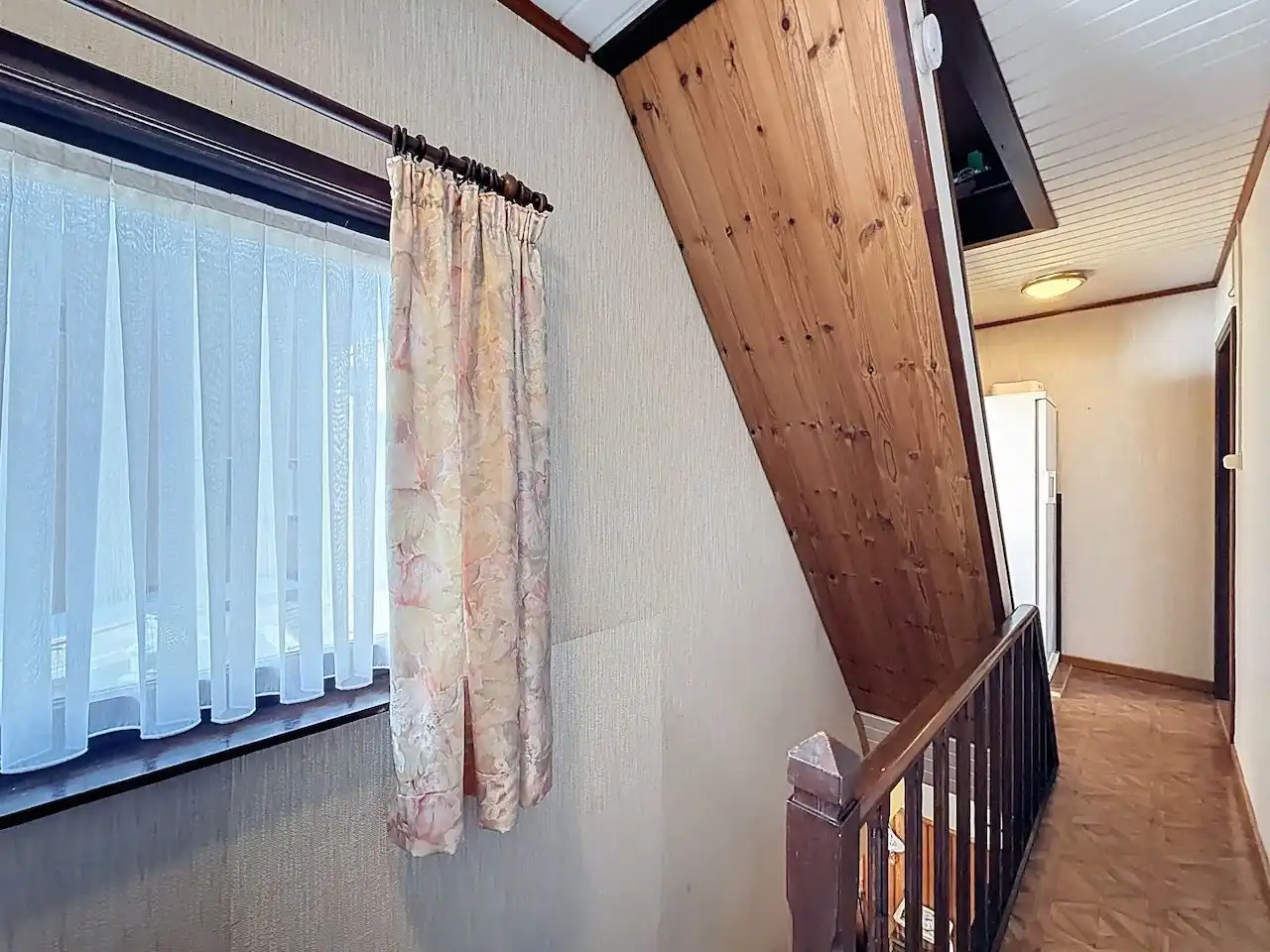 Aangenaam gelegen woning in de mooie vernieuwde H. Consciencestraat te Heist. foto 16