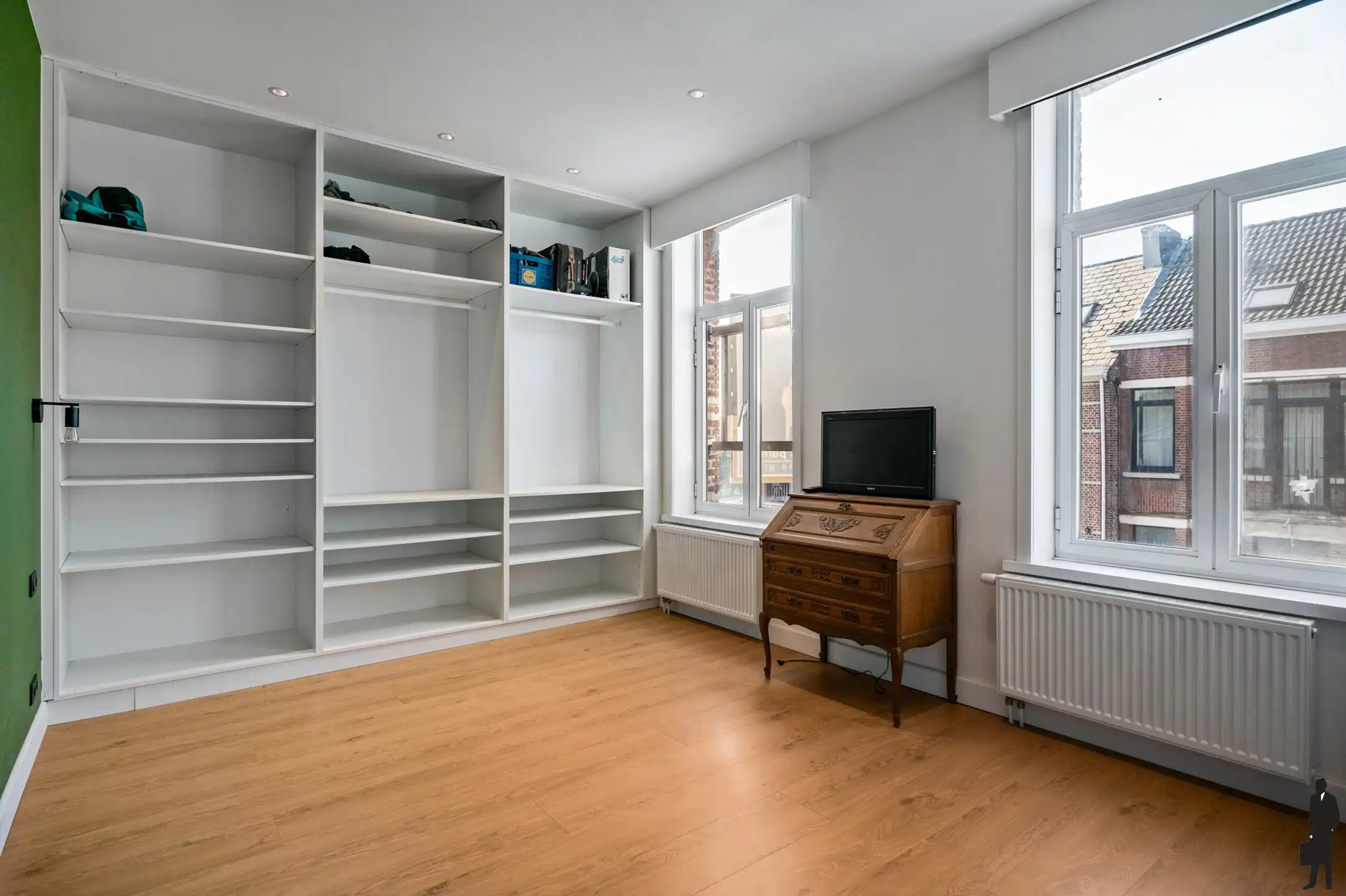 Af te werken burgerwoning met mogelijks 3 tot 4 slaapkamers foto 19