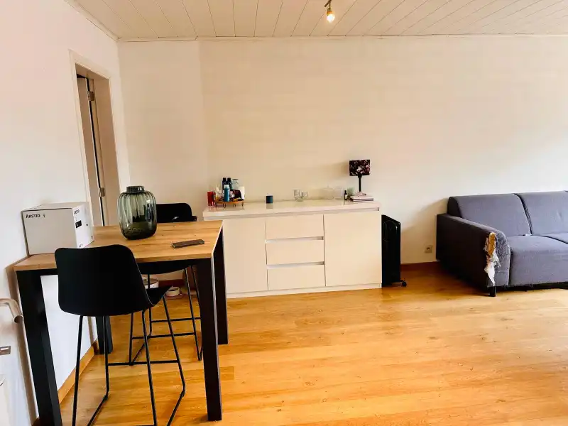 Aangenaam appartement op de eerste verdieping met garage en extra staanplaats foto 5