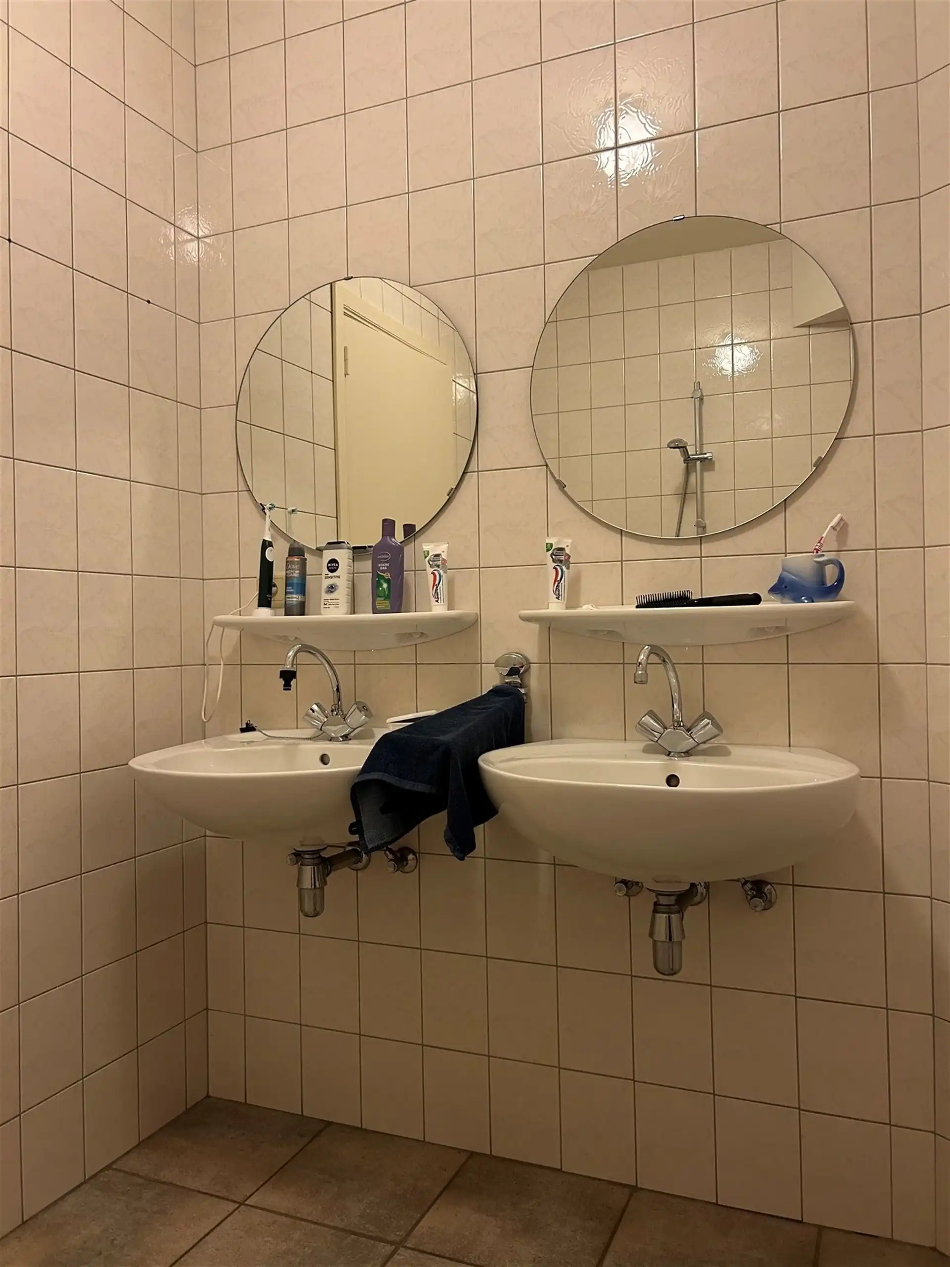 Instapklaar appartement met 2 slaapkamers te huur. foto 6