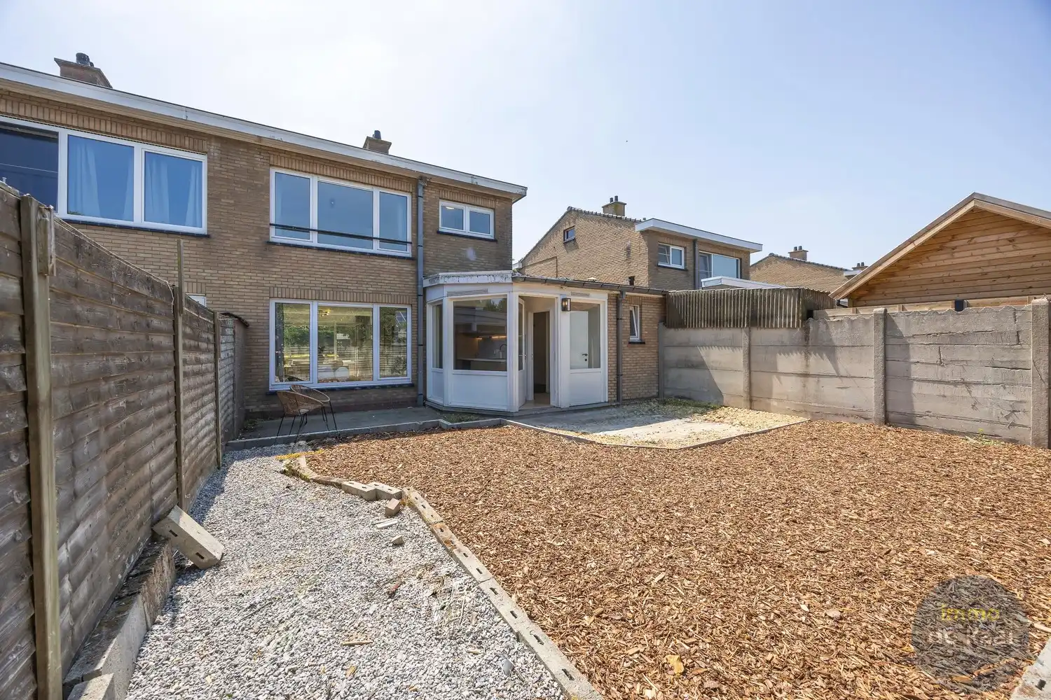 Instapklare woning met 3 kamers en garage. foto 15