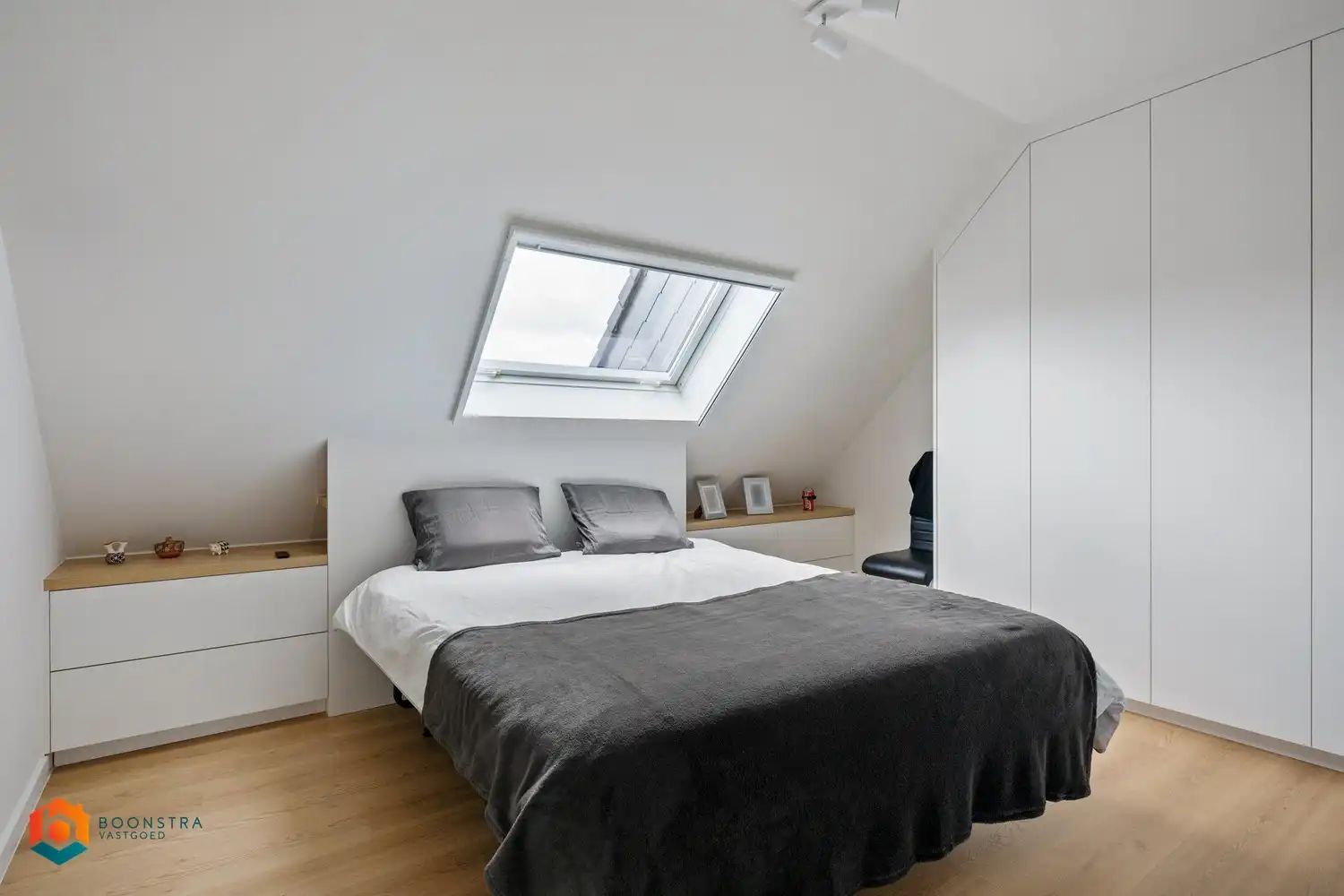 Energiezuinig appartement met 3 slpkrs, 2 terrassen en garagebox te Heist-op-den-Berg foto 10