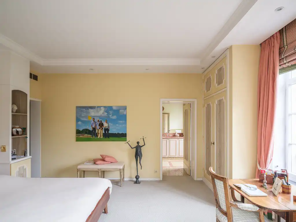 Exclusief landhuis met voormalig koetshuis, gelegen op een prachtig domein van circa 34.000 m² in Evergem foto 20