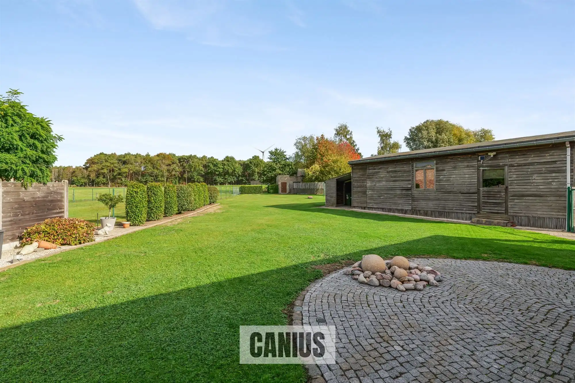 UNIEKE EIGENDOM MET 2 WOONHUIZEN TE KOOP IN BILZEN foto 15