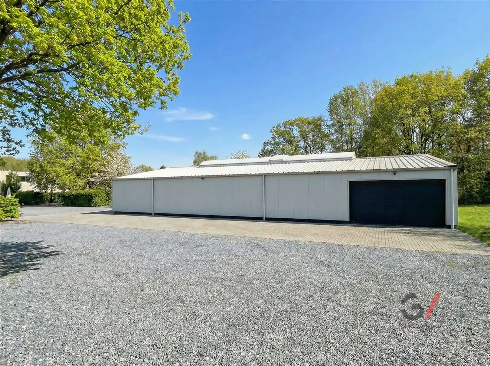 Gerenoveerde magazijnruimte met buitenruimte foto 7