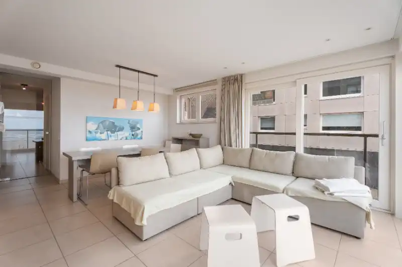 EXCLUSIEF HOEKAPPARTEMENT OP DE ZEEDIJK  VOOR COMFORT EN STIJL! foto 4