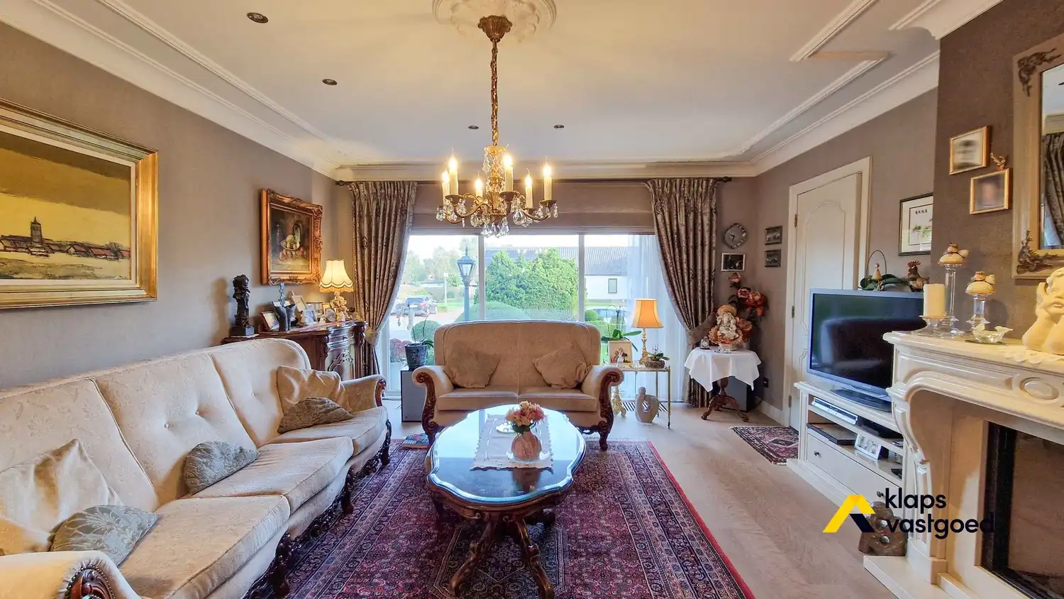 Gracieuze woning met 4 slaapkamers en schitterende tuin op perceel van 12a63ca foto 9