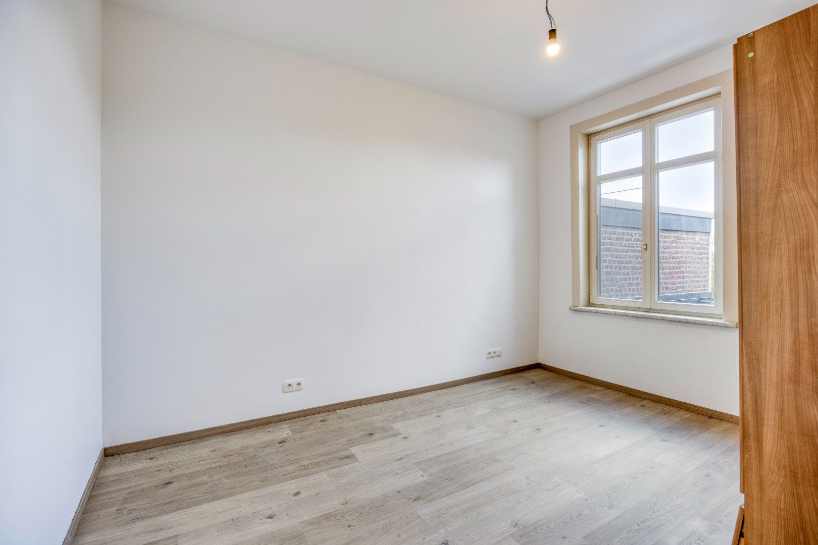 Totaal gerenoveerde en zeer goed gelegen woning op wandelafstand station met 3 ruime slaapkamers en bureauruimte - EPC A (81) kWh/m²  foto 18