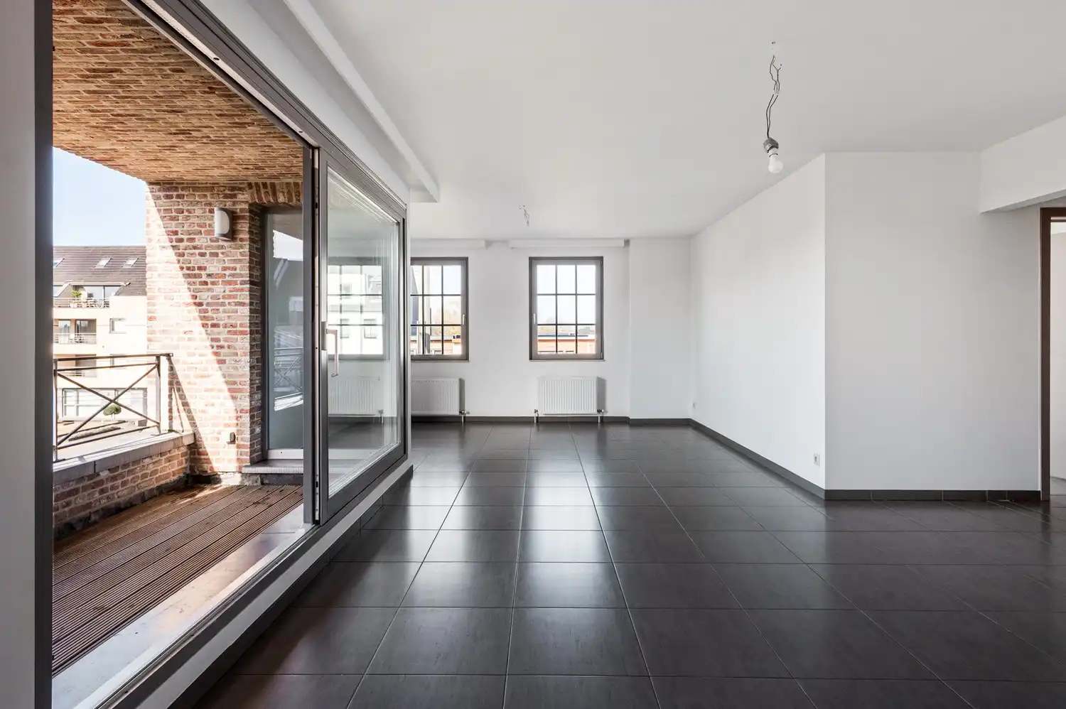 Mooi 2-slpk appartement in de stijlvolle residentie 't Eyserhof te Wijnegem. foto 3