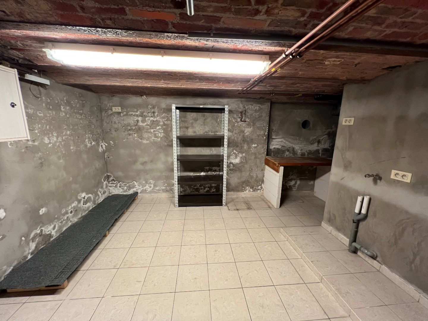 GEZELLIG APPARTEMENT MET 2 SLAAPKAMERS IN CENTRUM IEPER foto 17
