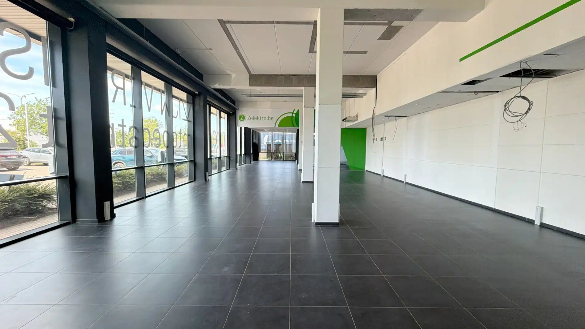 Recente kantoorruimte te huur op zichtlocatie langs N16 in Bornem foto 2