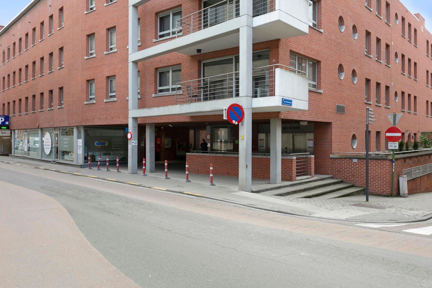 ()=>{if(producerUpdateValueVersion(node),producerAccessed(node),node.value===ERRORED)throw node.error;return node.value} Naamsestraat 102/0101 - 3000 Leuven