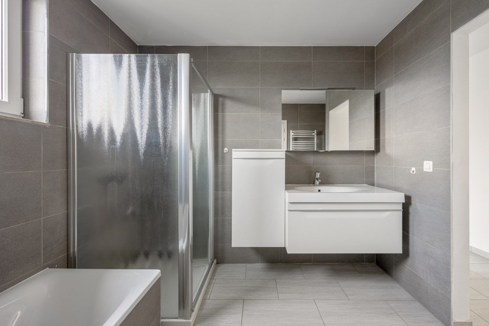 Luxe penthouse appartement te Hasselt/Kermt foto 18