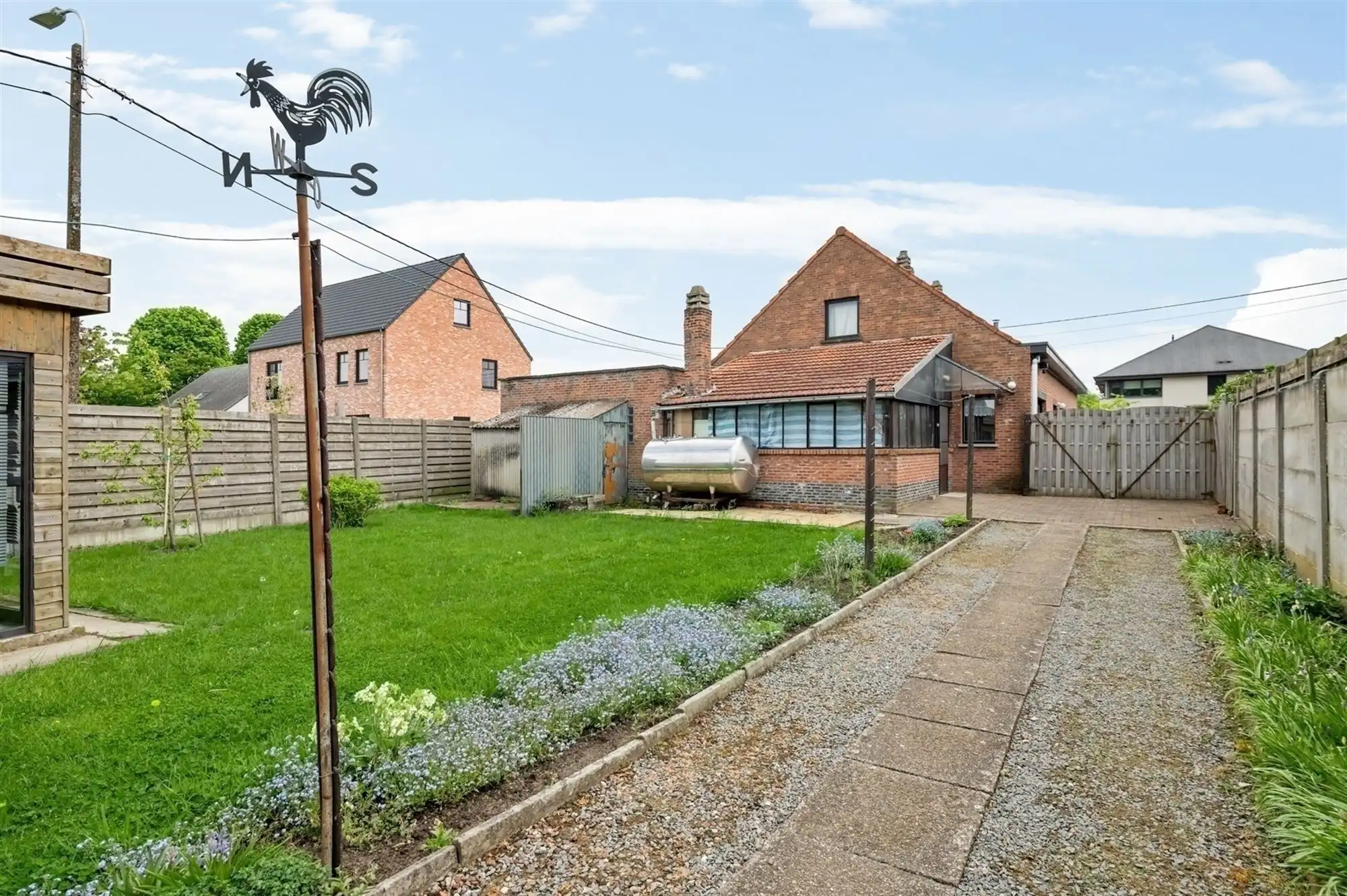 Verzorgde woning te Onze-Lieve-Vrouw-Waver foto 14