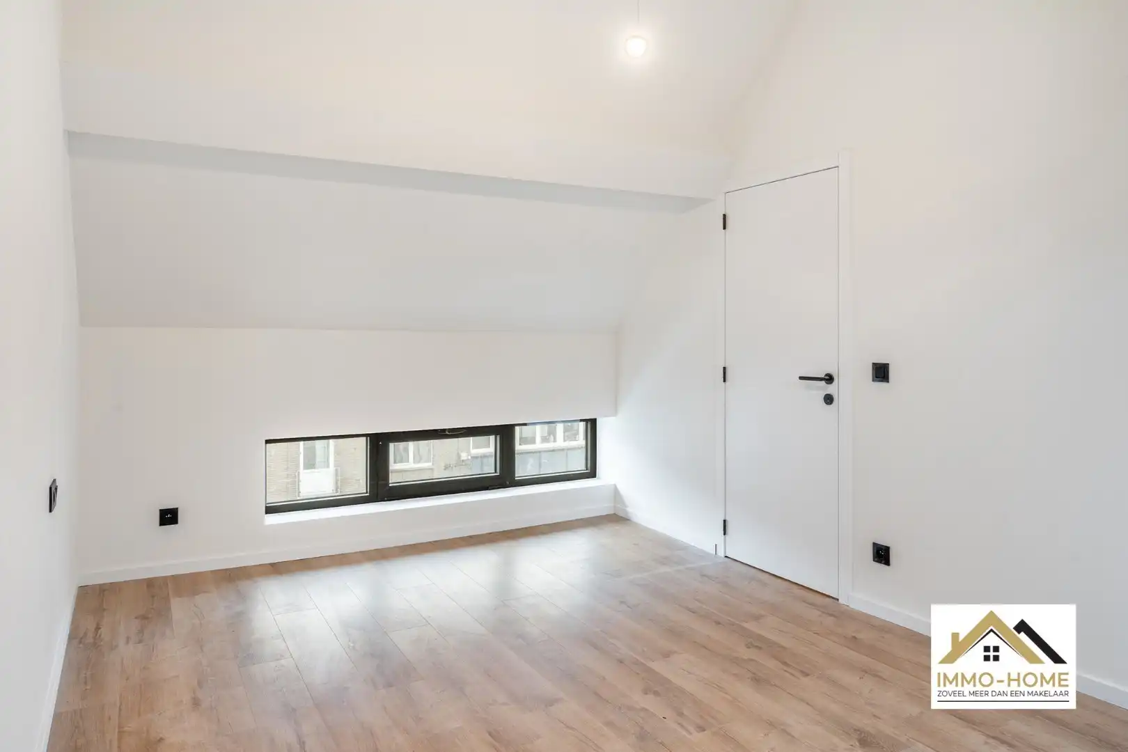 Gerenoveerde woning op topligging foto 20