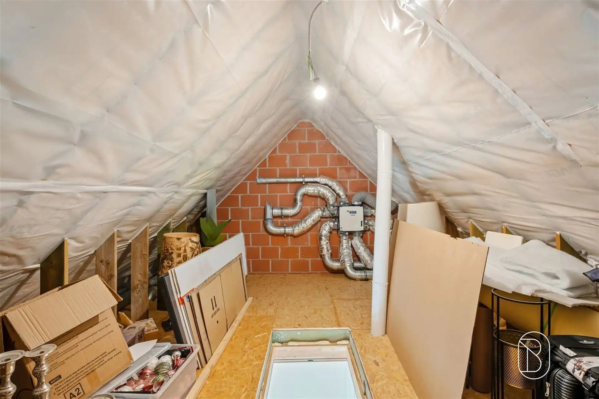 Recente en energiezuinige woning met 3 slk en garagebox foto 19