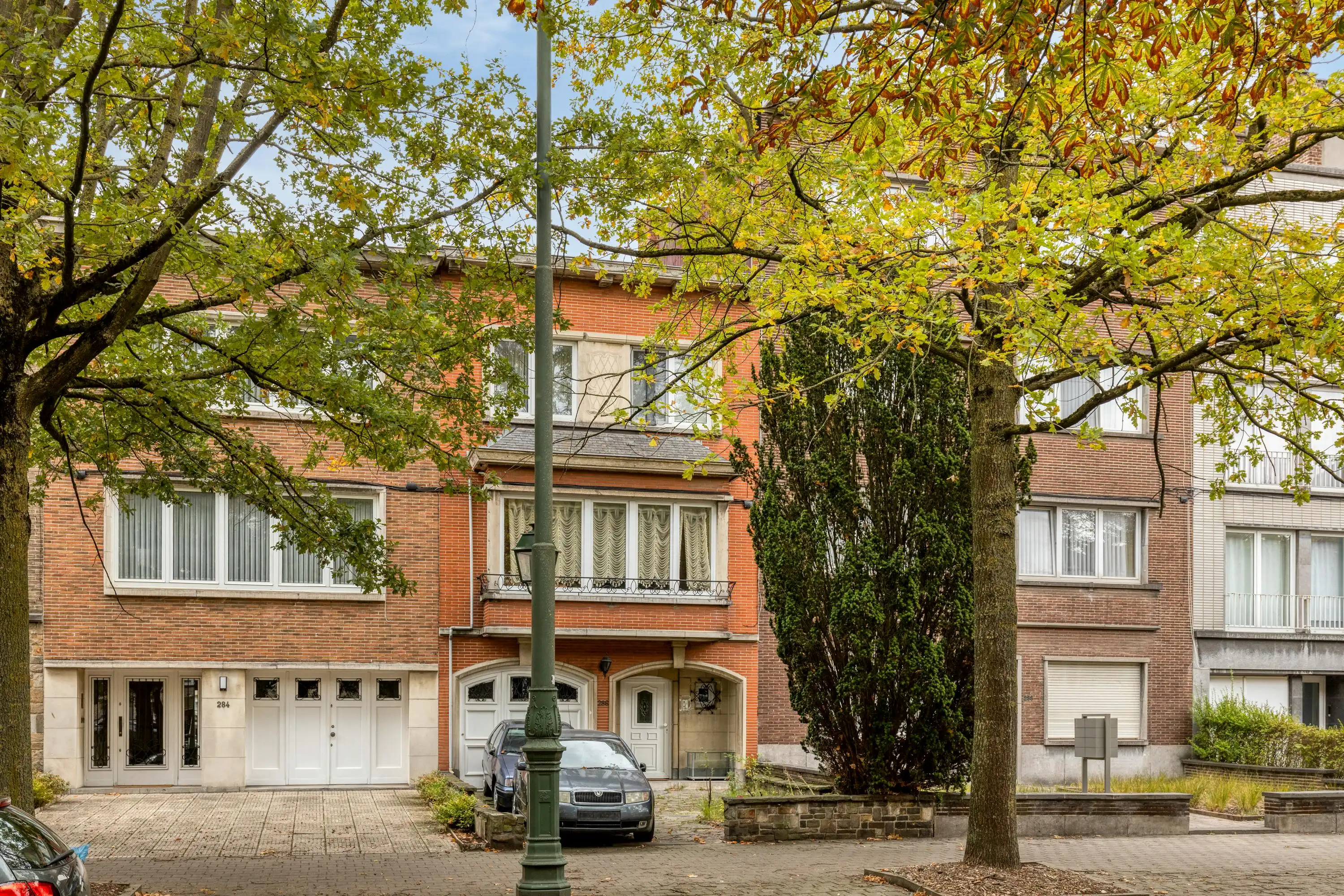 Bel-Étage Woning met Tuin & Garage foto {{pictureIndex}}