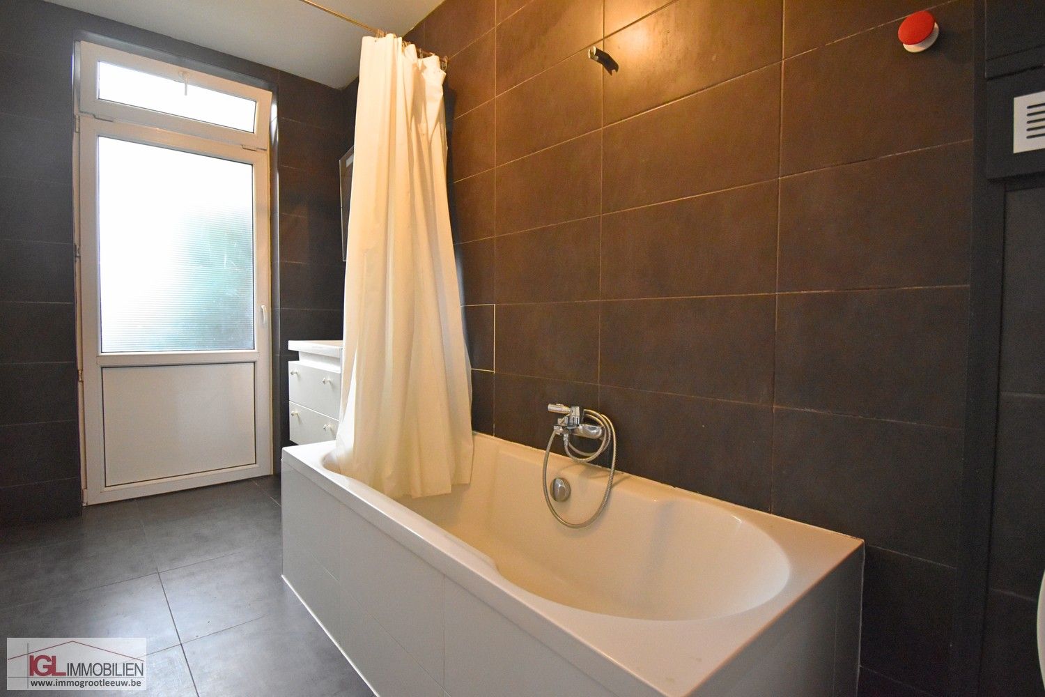 Woning te huur in Sint-Pieters-Leeuw foto 7