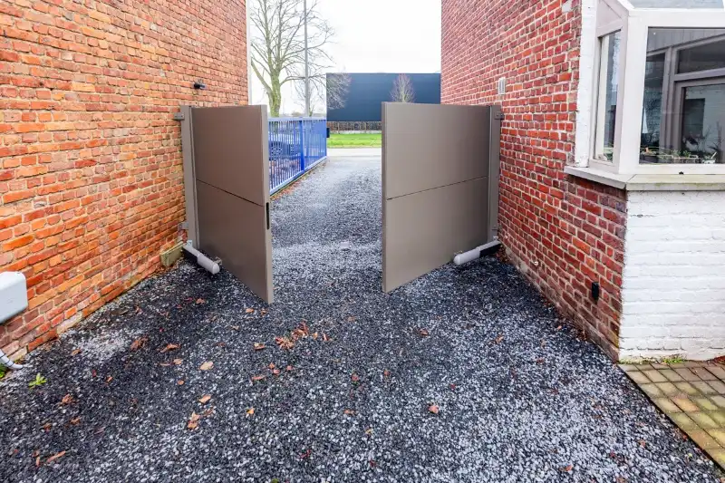 Halfopen woning met 3 slaapkamers, magazijn/ grote garage en tuin op 510 m² foto 15