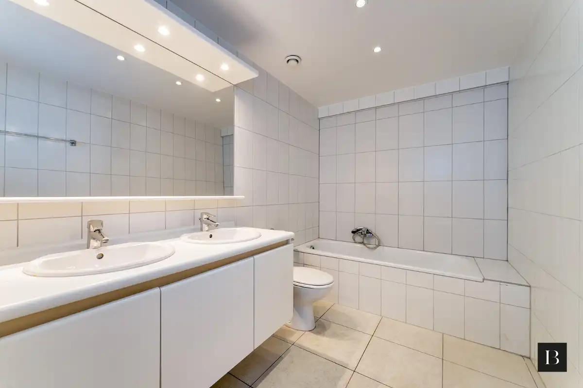 Ruim, lichtrijk appartement in het centrum van Blankenberge foto 7