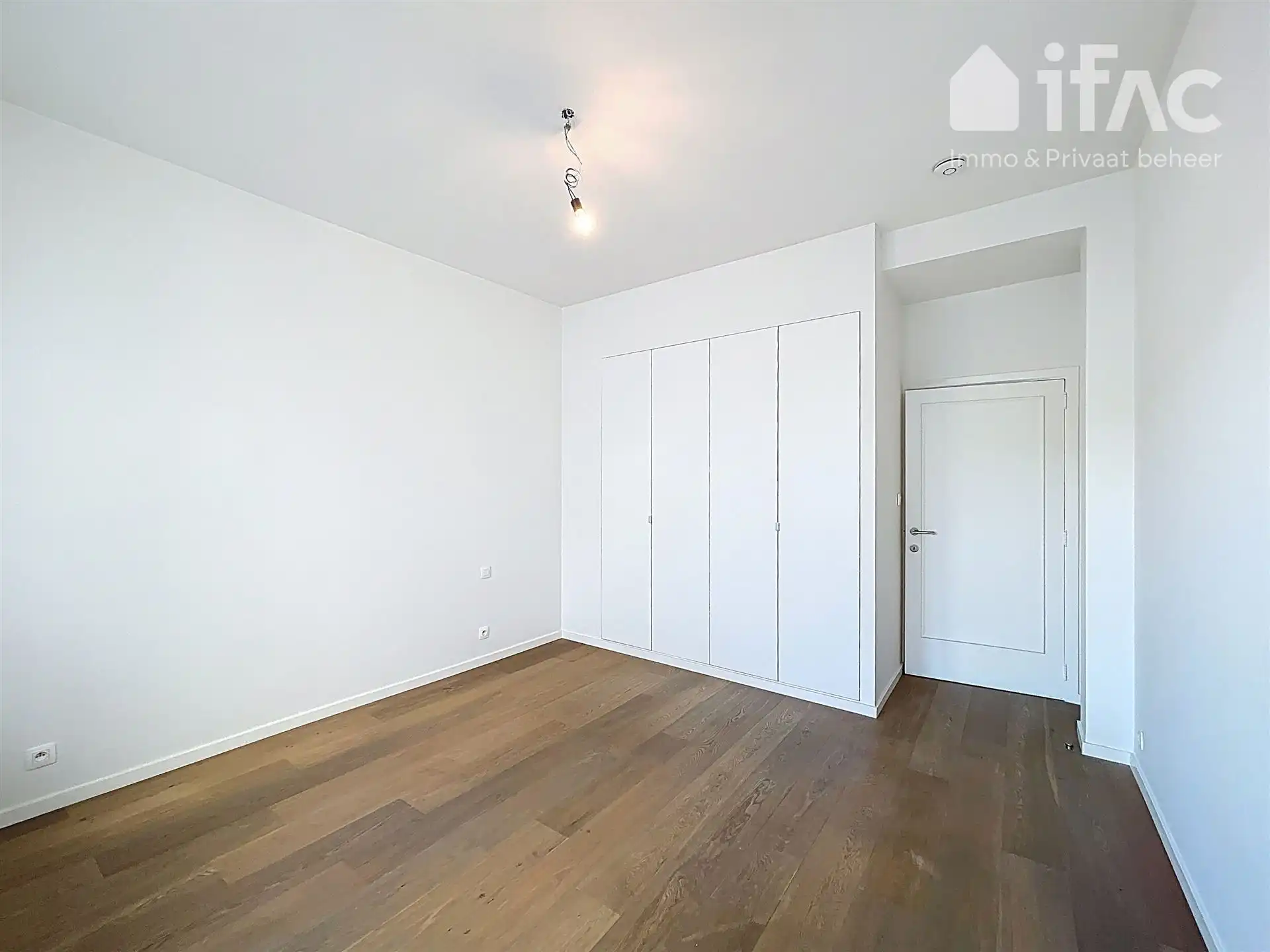 Ruim en uitstekend gelegen appartement van 110m² met terras  foto 10