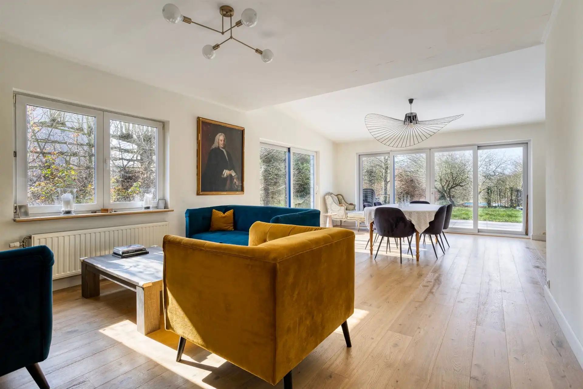 Aangename gerenoveerde villa op ruim perceel foto 6