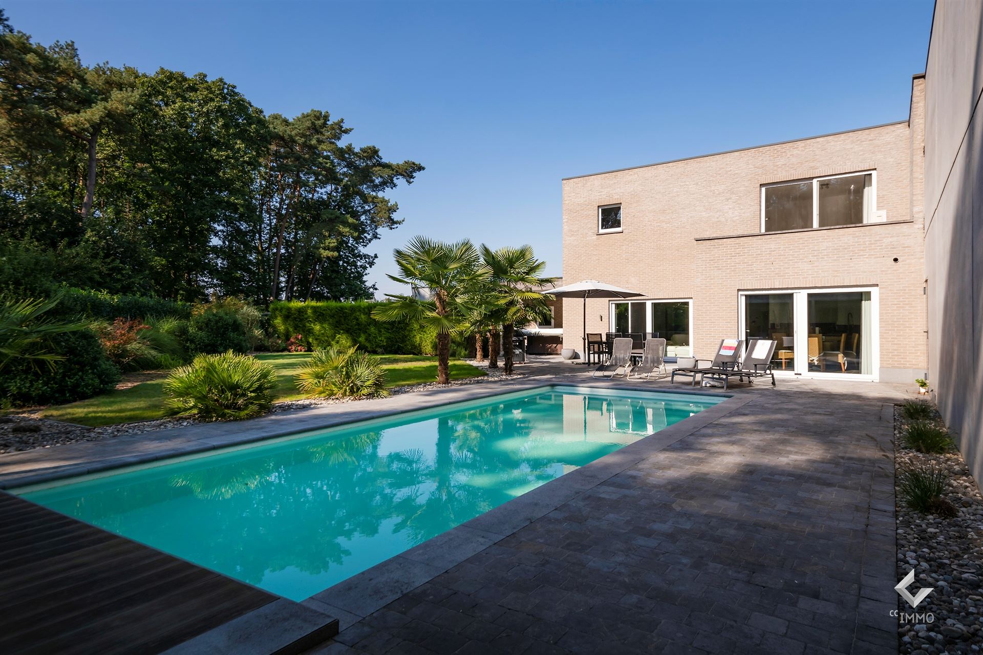 Luxueuze villa/kangoeroewoning met zwembad + magazijn ca. 466m²! foto 7