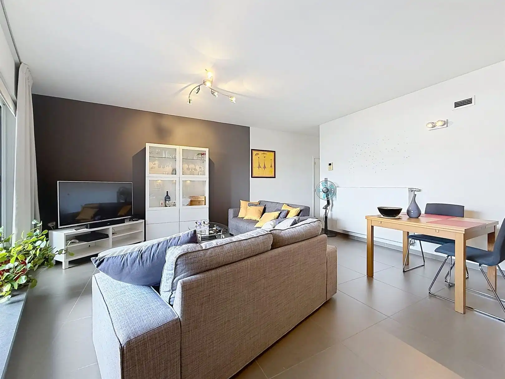 Gemeubeld appartement, 2 slpks, terras en kelder foto 11