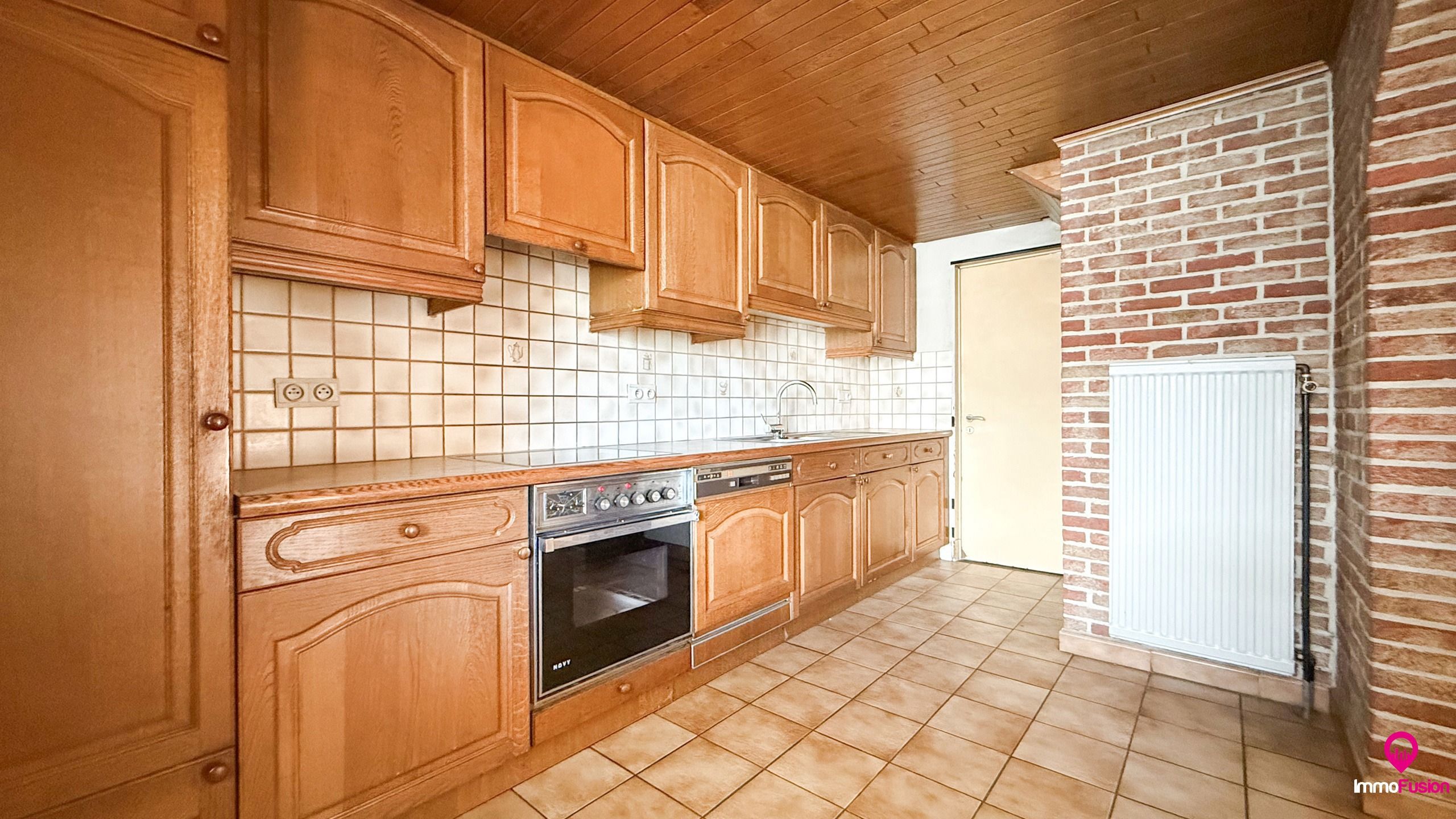 Op te frissen woning met 4 slaapkamers in Heusden-Zolder foto 7