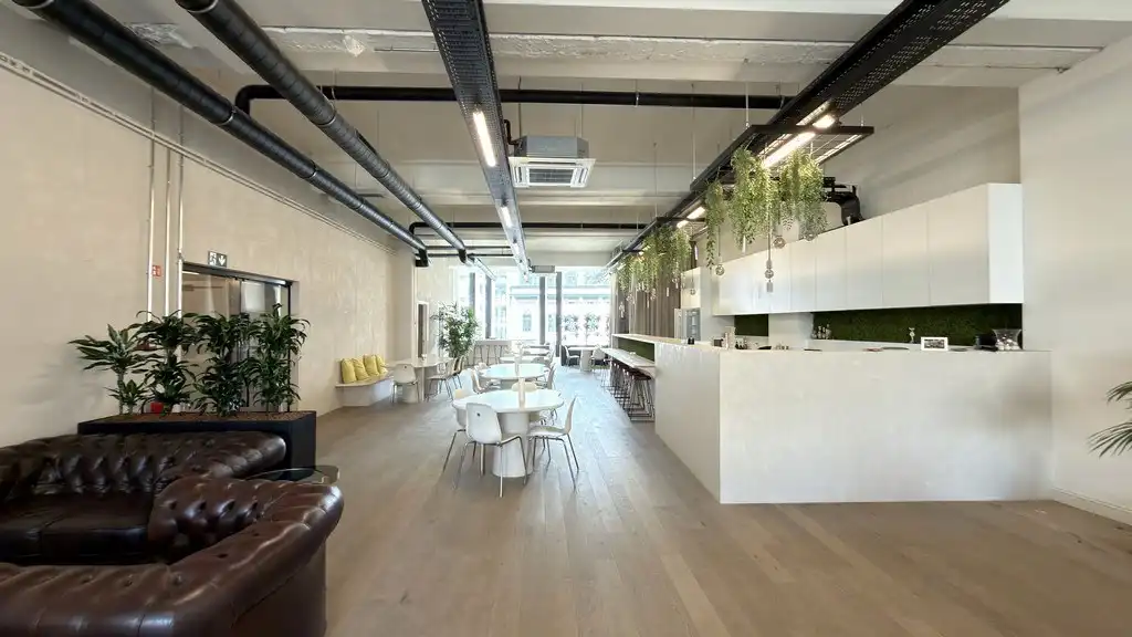 Prestigieuse kantoren te huur op Meir in Antwerpen foto 9