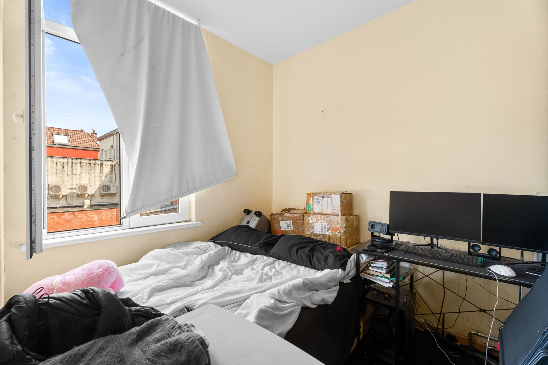Investering of starterswoning met renovatiepotentieel foto 9