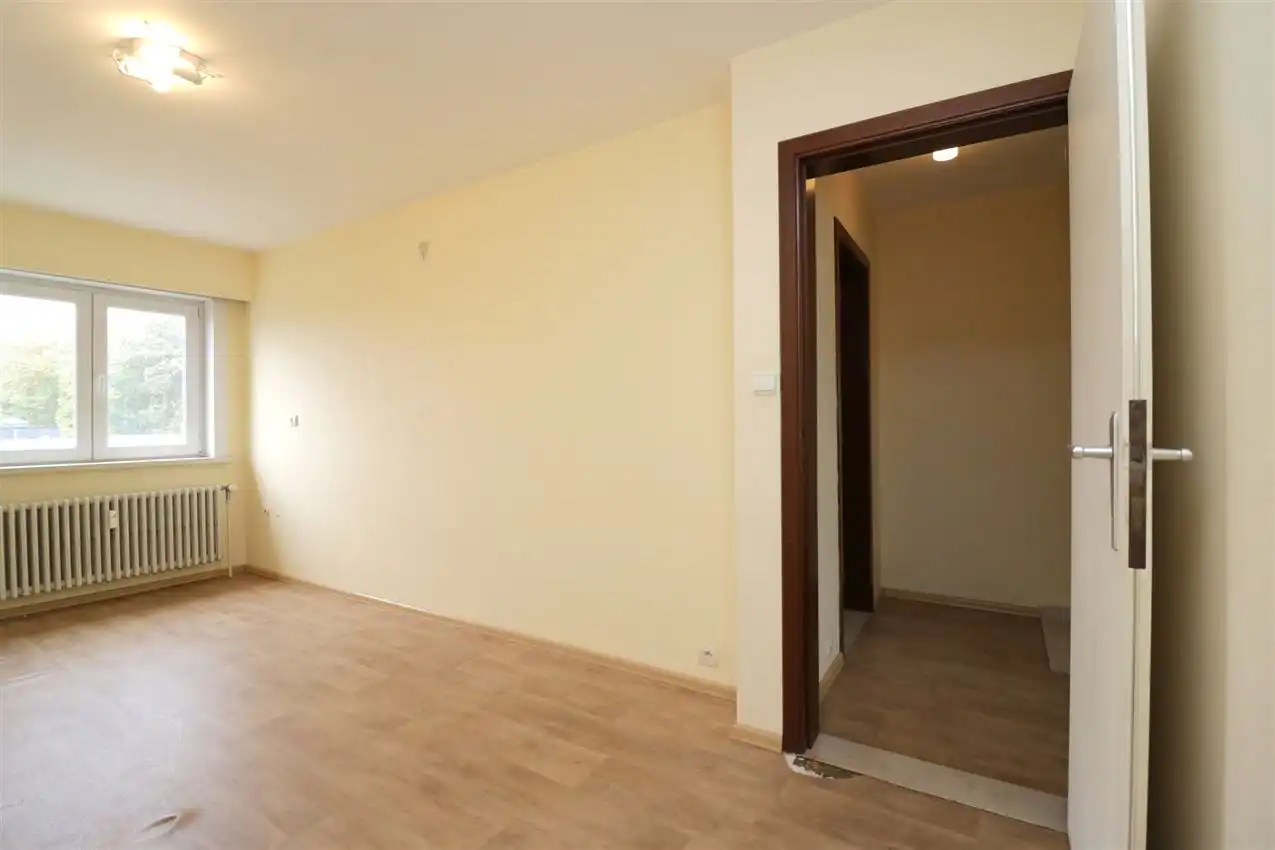 Opbrengsteigendom (handel & 4 app) op toplocatie foto 113