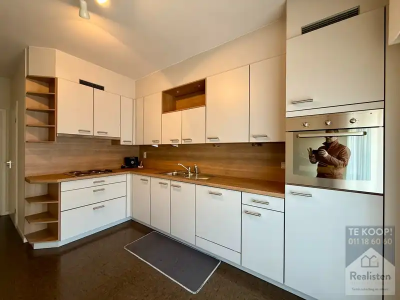 Instapkaar appartement - vlak aan het Jessa ziekenhuis foto 11