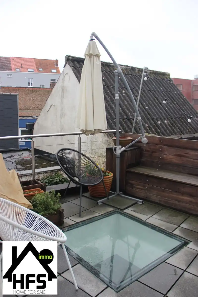 Tof huis in hartje Mechelen met terras foto 9