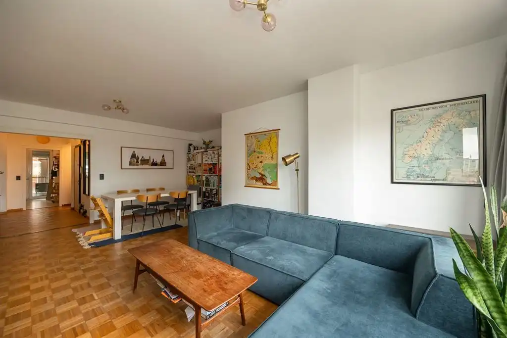 Ruim appartement met zonnig terras foto 3