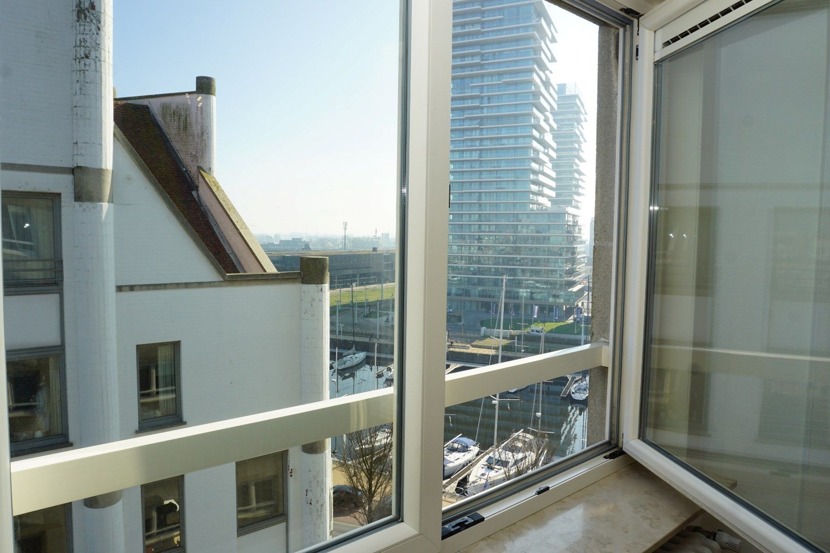 Appartement met zicht op de haven foto 14