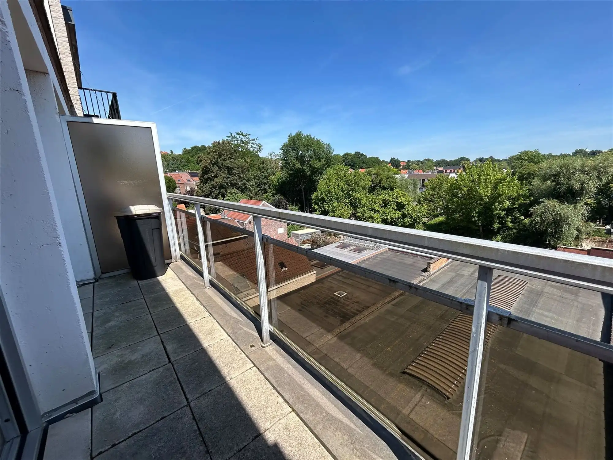 Lichtrijk appartement met ruim terras in Leuven foto 7