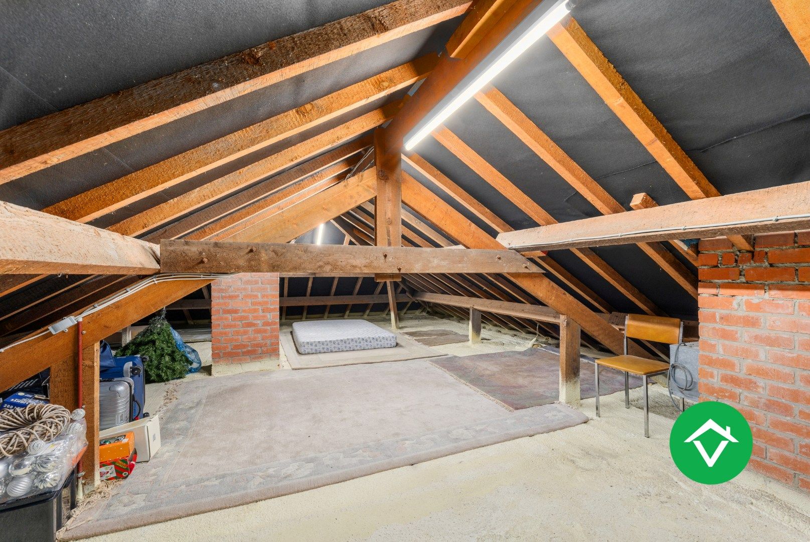 Alleenstaande woning met 4 slaapkamers te Eernegem foto 18