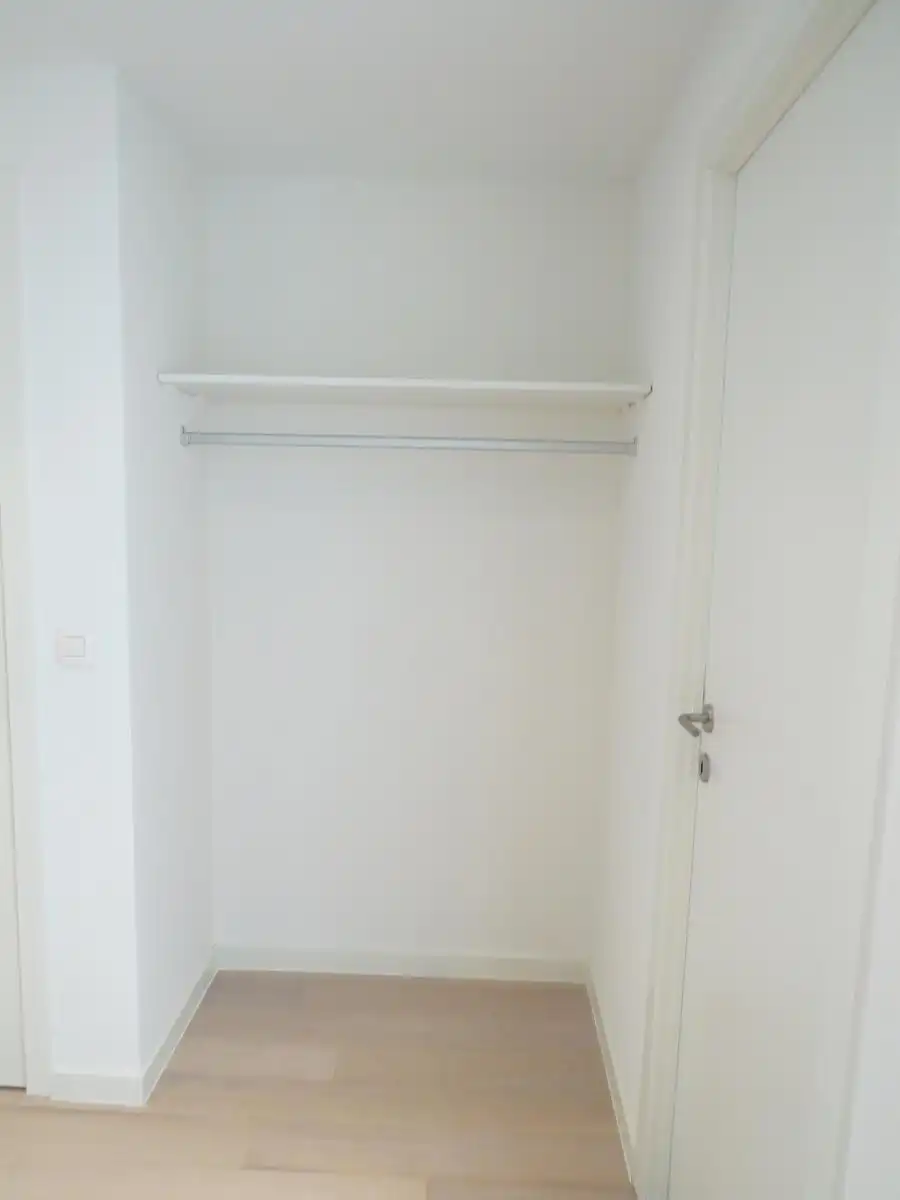 Mooi gemeubeld App. 2Kamers + groot terras! (Europese wijk)  foto 11