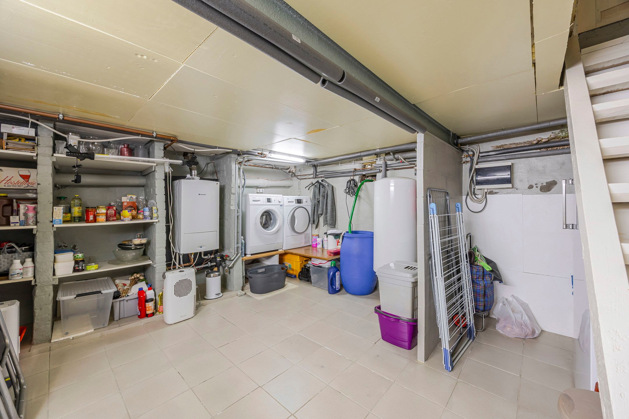 Instapklare rijwoning op uitstekende locatie foto 12